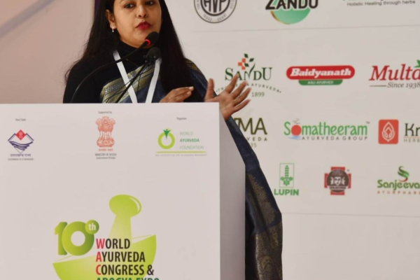 बस्तर दुर्ग धमतरी के वैद्यों की चिकित्सा पद्धतियों का दस्तावेजीकरण