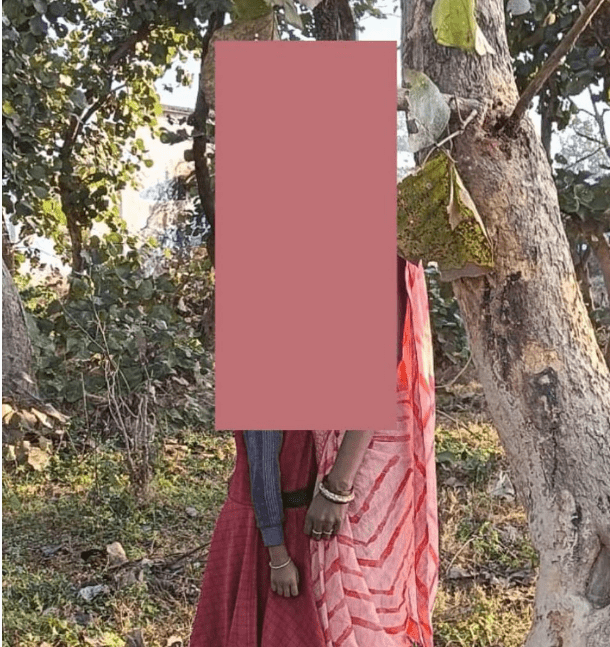 सरगुजा जिले के कुन्नी गांव में महिला और बेटी ने फांसी लगाई।