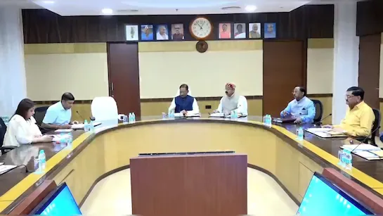 मुख्यमंत्री विष्णु देव साय की अध्यक्षता में आज मंत्रालय में कैबिनेट बैठक होगी। बैठक में कई अहम निर्णय लिए जा सकते हैं।