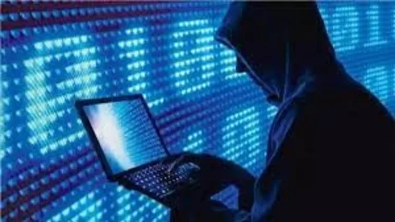 त्योहारी सीजन में बढ़ी ऑनलाइन ठगी, पुलिस ने जारी की सावधानियां.
