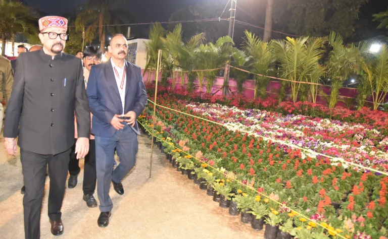 स्तरीय फल-फूल प्रदर्शनी का शुभारंभ, राज्यपाल ने बताया शांति का मार्ग