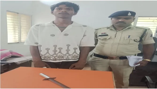 रायपुर चाकूबाज गिरफ्तार