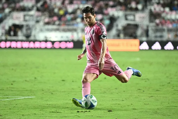 Lionel Messi Earning