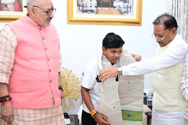 महक नरवासे
