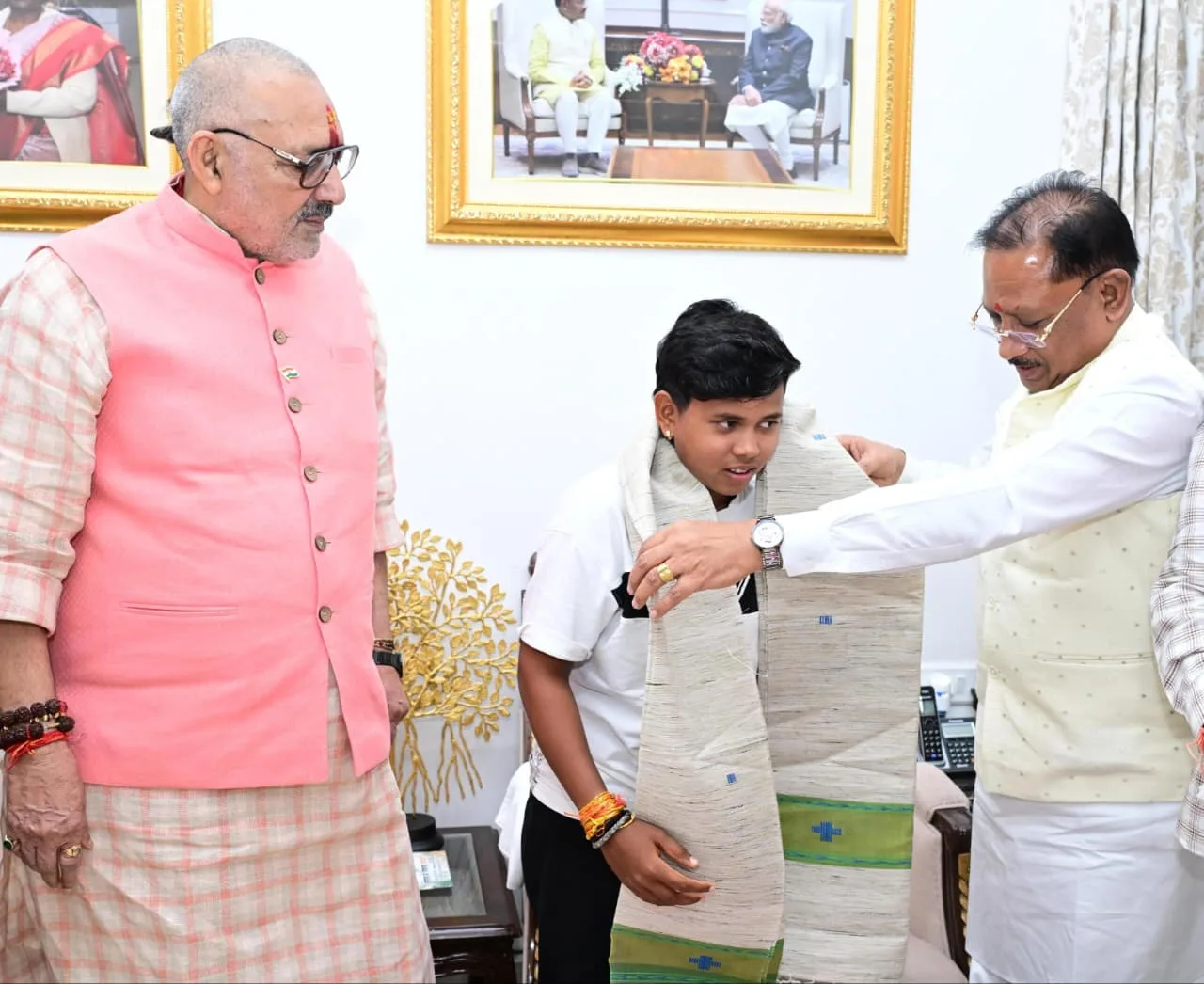 महक नरवासे