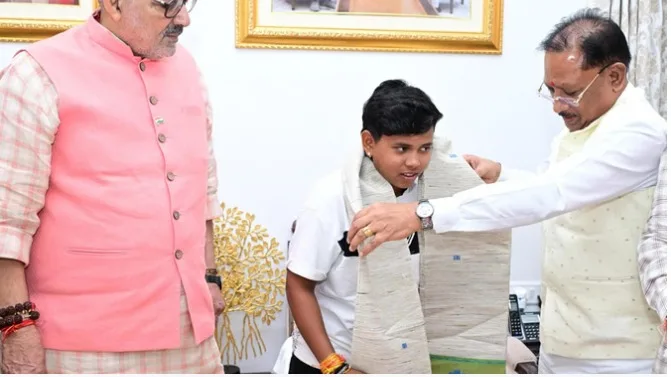 महक नरवासे