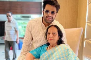 Maniesh Paul Mother