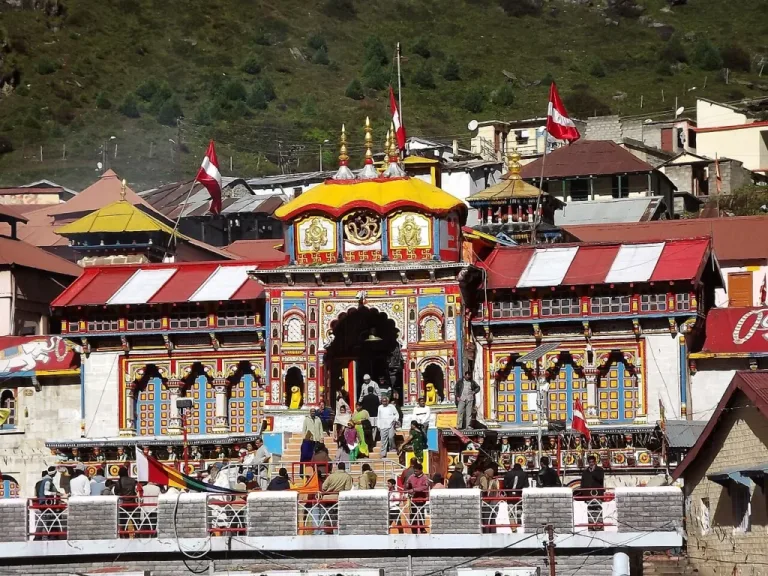 बदरीनाथ मंदिर