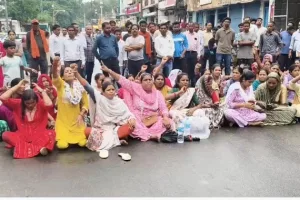 कोरिया छात्रा आत्महत्या