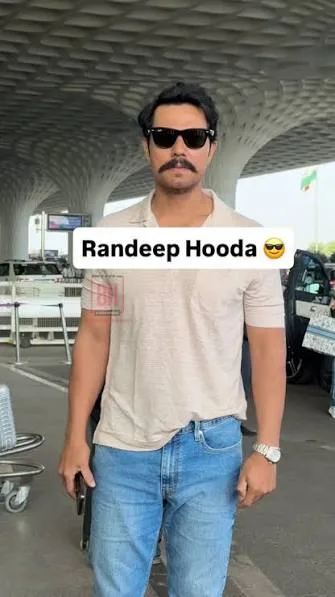 रणदीप हुड्डा मेट्रो सफर