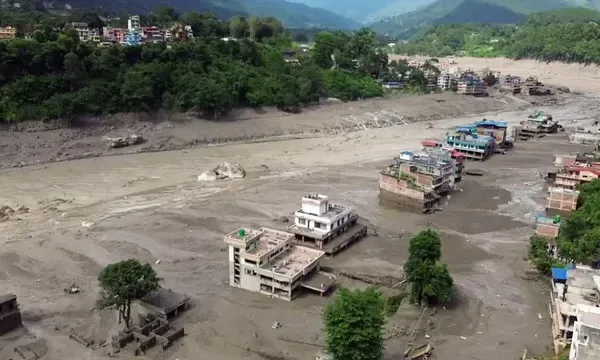 नेपाल राहत सामग्री, भोटेकोसी नदी, नेपाल बाढ़ 2026
