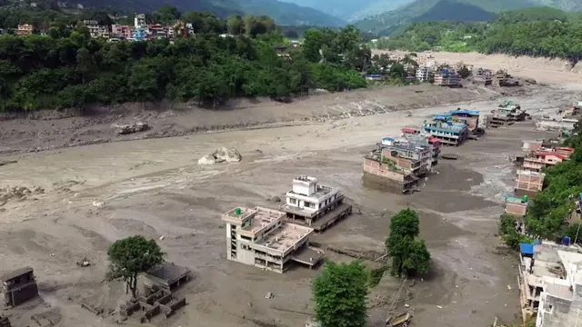 नेपाल राहत सामग्री, भोटेकोसी नदी, नेपाल बाढ़ 2026