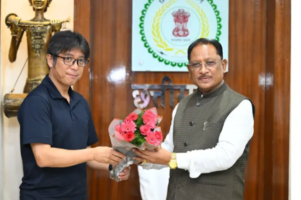 भारत जापान छात्र मुलाकात, मुख्यमंत्री विष्णुदेव साय के साथ रायपुर में
