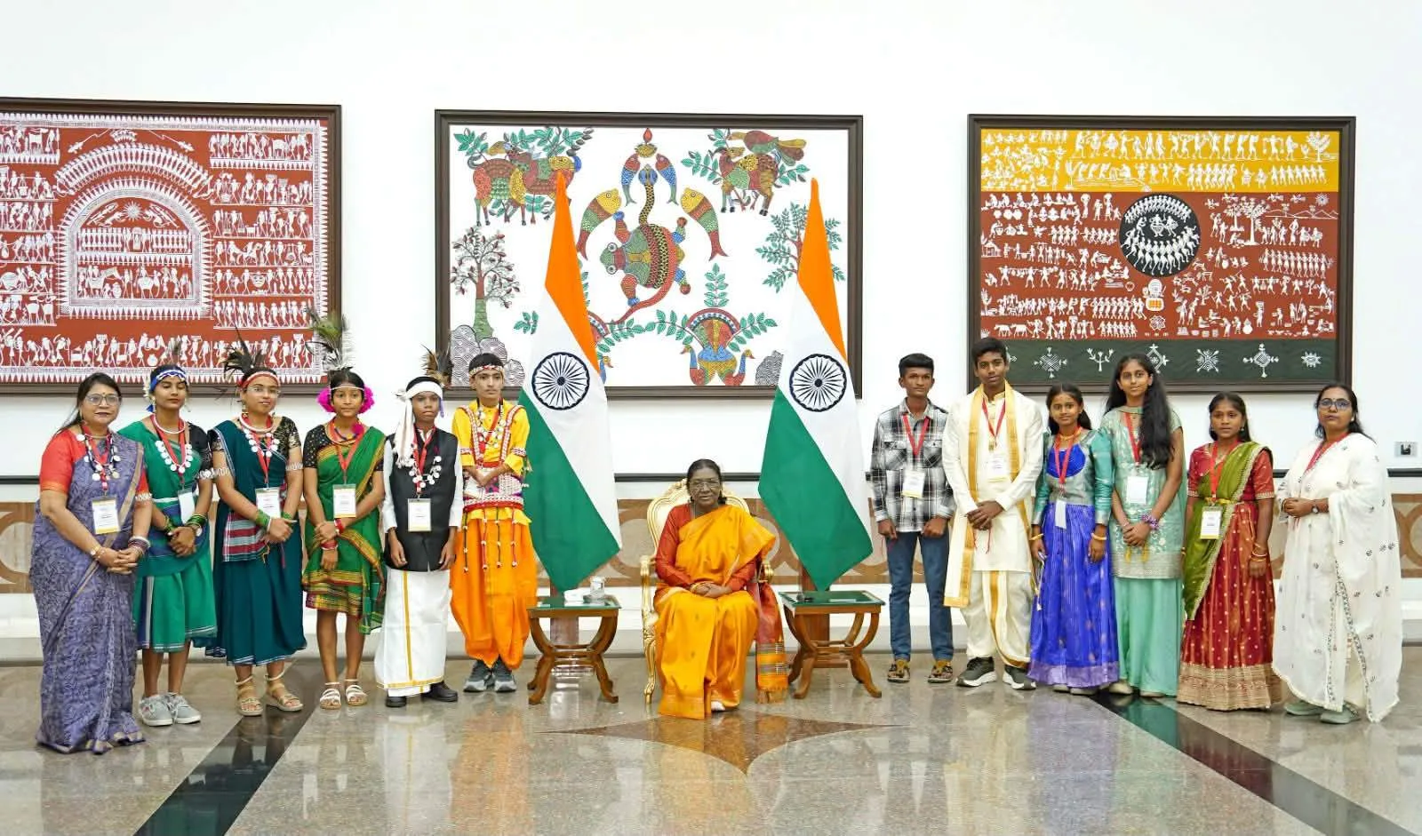 राष्ट्रपति द्रौपदी मुर्मु, राष्ट्रपति भवन,