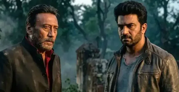 काली खेती हॉरर फिल्म: धुंध भरे खेत के किनारे पुराना कुआं और झोपड़ी का मूल इलस्ट्रेशन