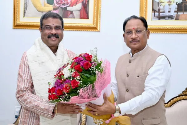 विष्णु देव साय, धर्मेंद्र प्रधान, छत्तीसगढ़ समाचार, रायपुर समाचार,