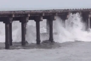चक्रवात अर्नब, Cyclone Arnab Live, आंध्र प्रदेश मौसम अपडेट,