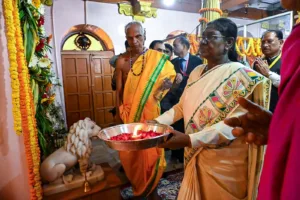 राष्ट्रपति द्रौपदी मुर्मु, माँ दंतेश्वरी मंदिर, जगदलपुर समाचार,